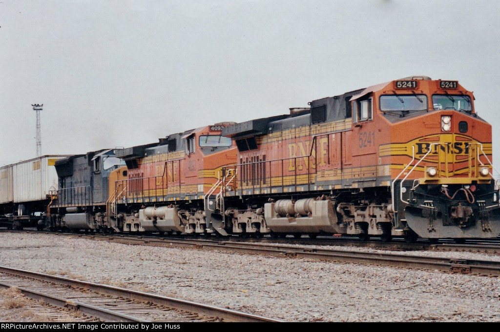 BNSF 5241 East